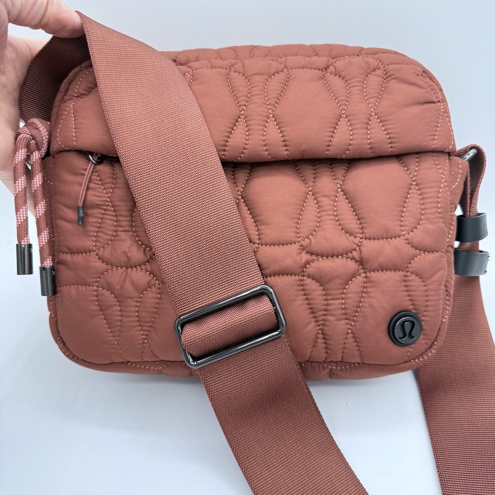Lululemon Quilted Embrace 4L Crossbody Bag Purse Ancient Copper - Picture 2 of 16